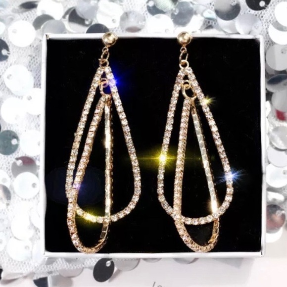 NEW 18K Yellow Gold Diamond Long Drop Earrings - Picture 7 of 7